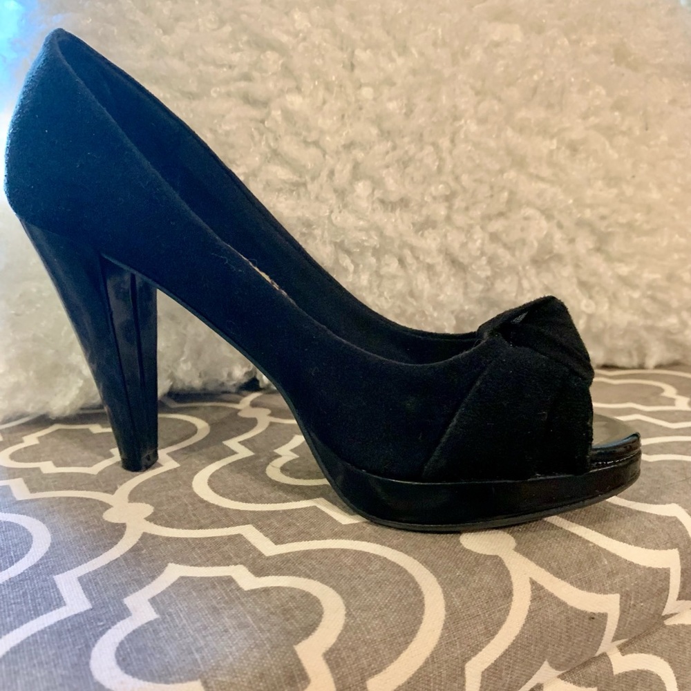 🌟Black suede pumps